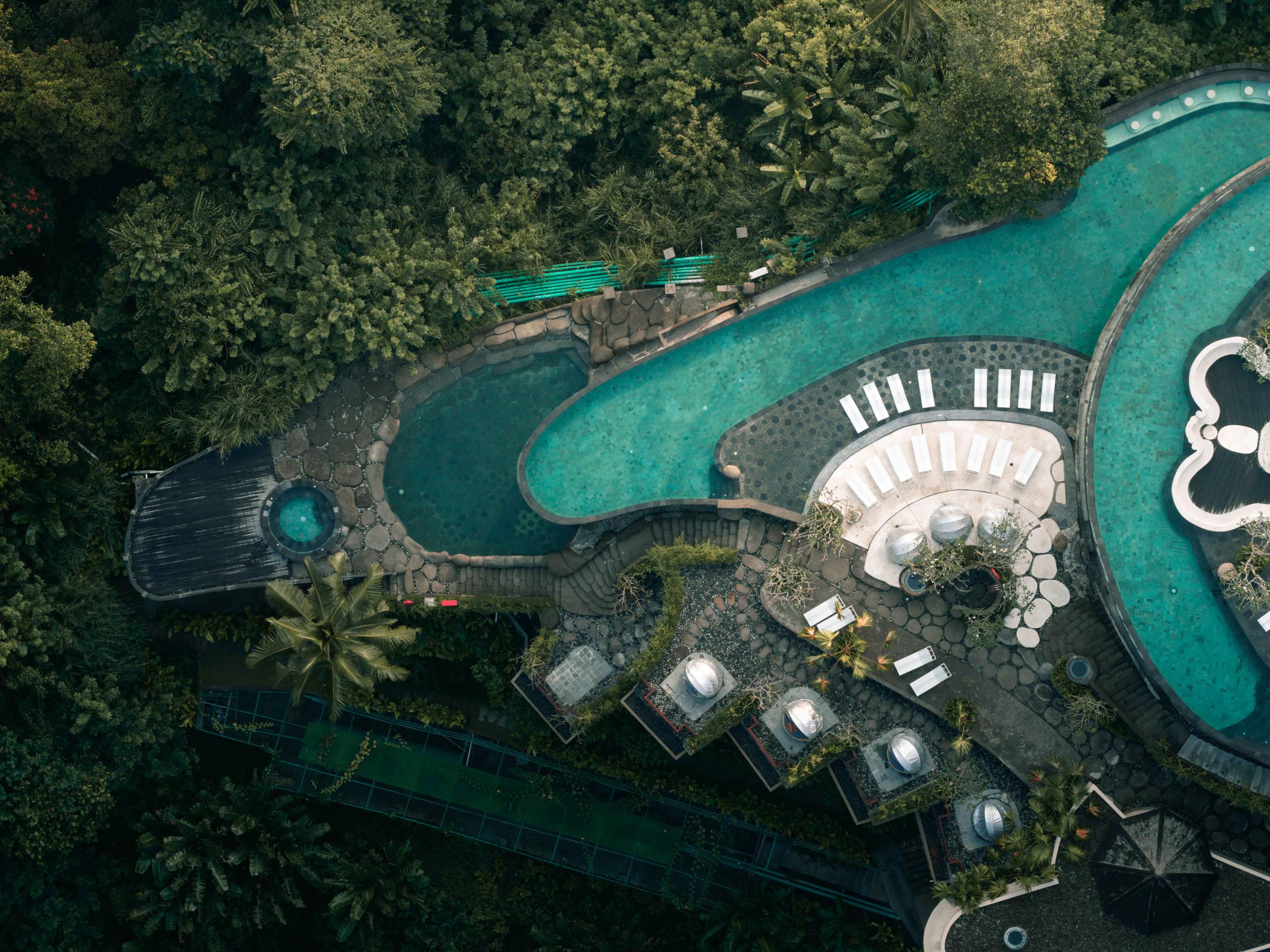 Sunken Pool Bar