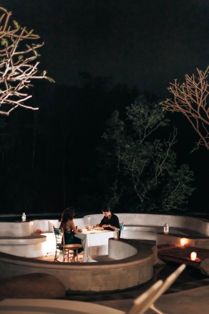 Romantic honeymoon package in Ubud Bali with private villa experience, wellness rituals, and jungle ambiance